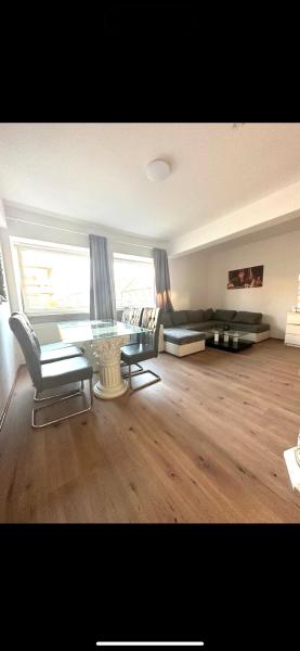 3 Bed Luxury High End Apartment 5 min walk to Oktoberfest
